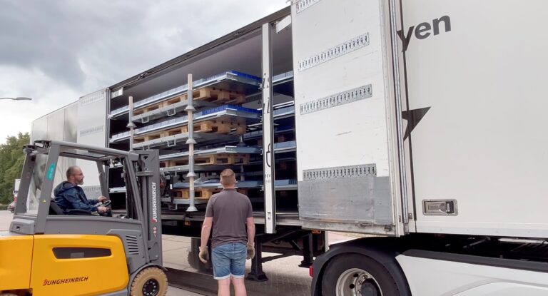 Hoe combineer je de verhuizing van Paternoster en Kardex Remstar lades op zo’n manier dat bedrijfsprocessen niet tot stilstand komen?